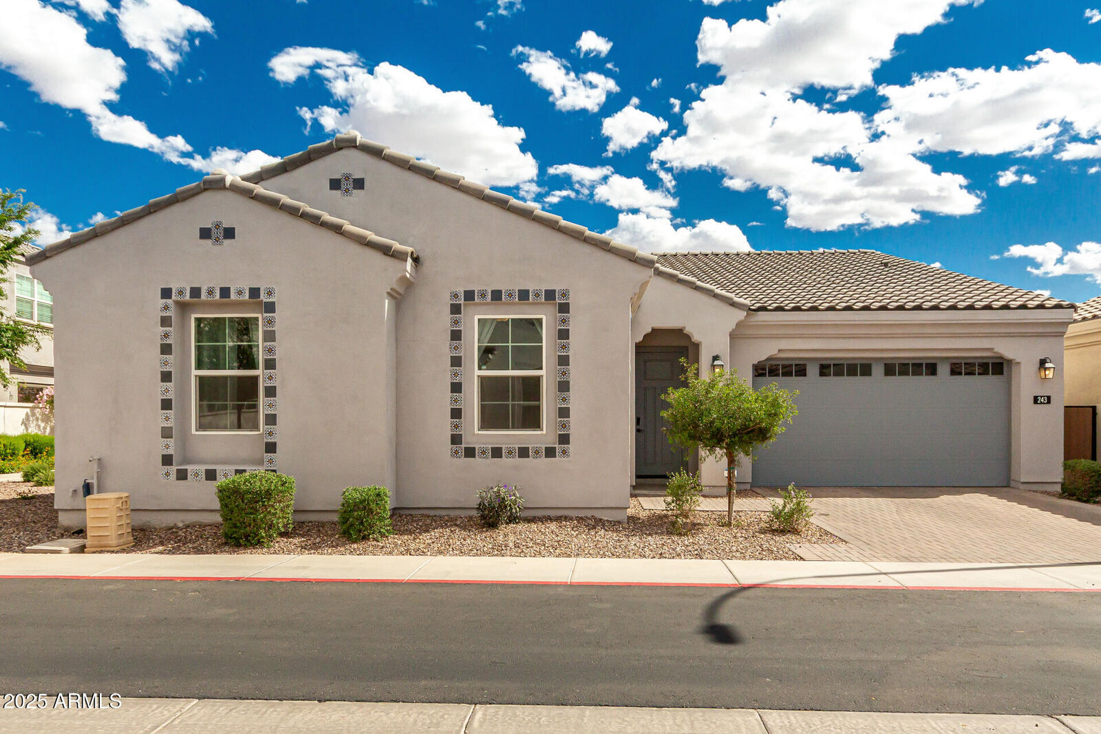 Property Photo: 243 E Aster Drive AZ 85286