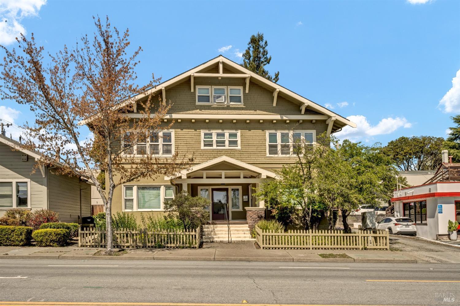 312 Washington Street  Petaluma CA 94952 photo