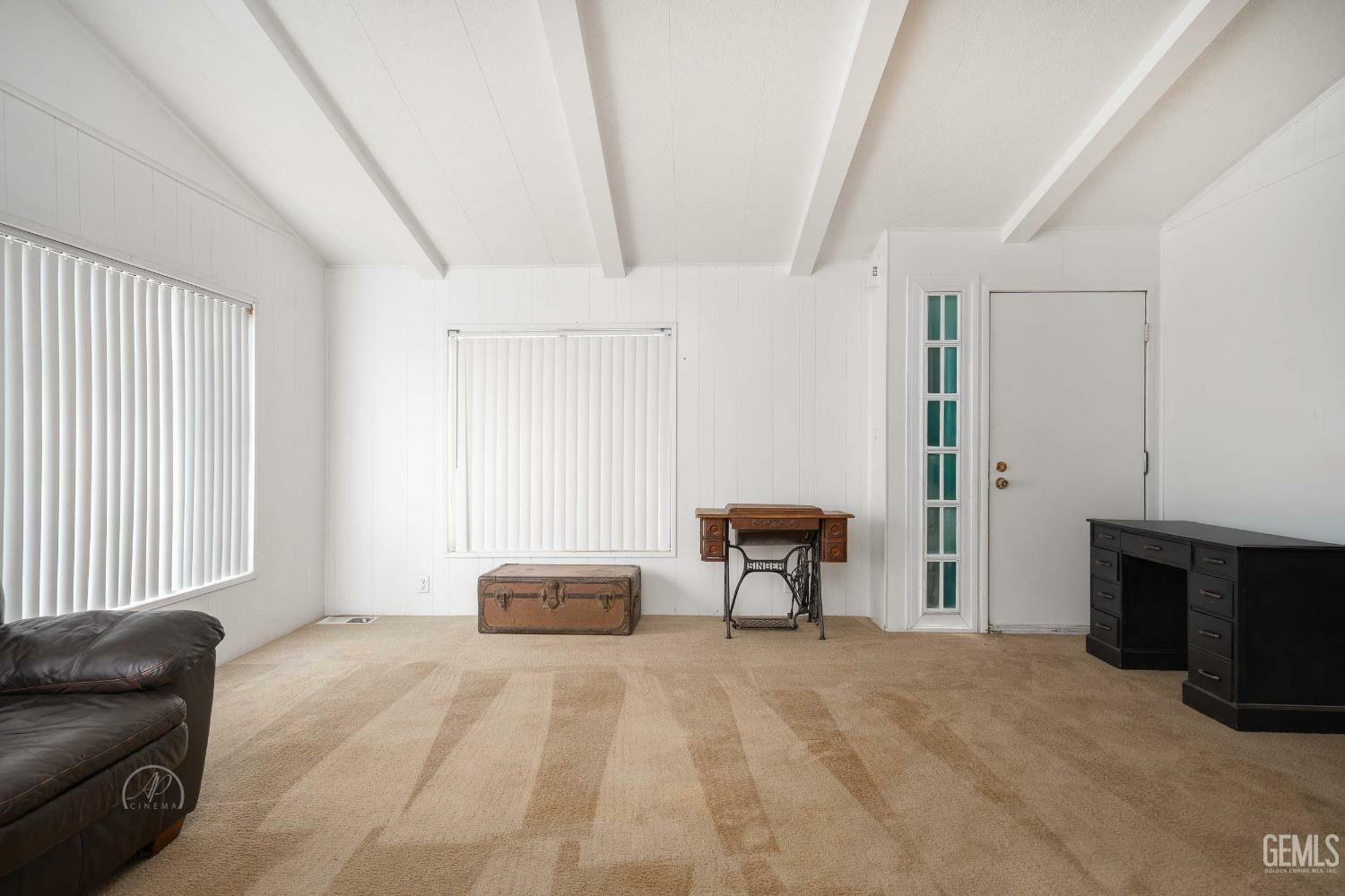 Property Photo:  123 N 10th Street 47  CA 93268 