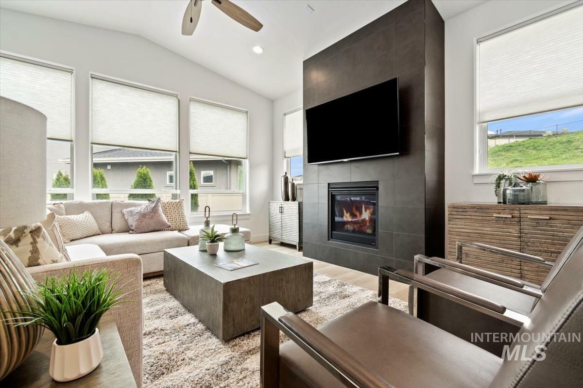 Property Photo: 6128 S Phoebe Pl. ID 83642