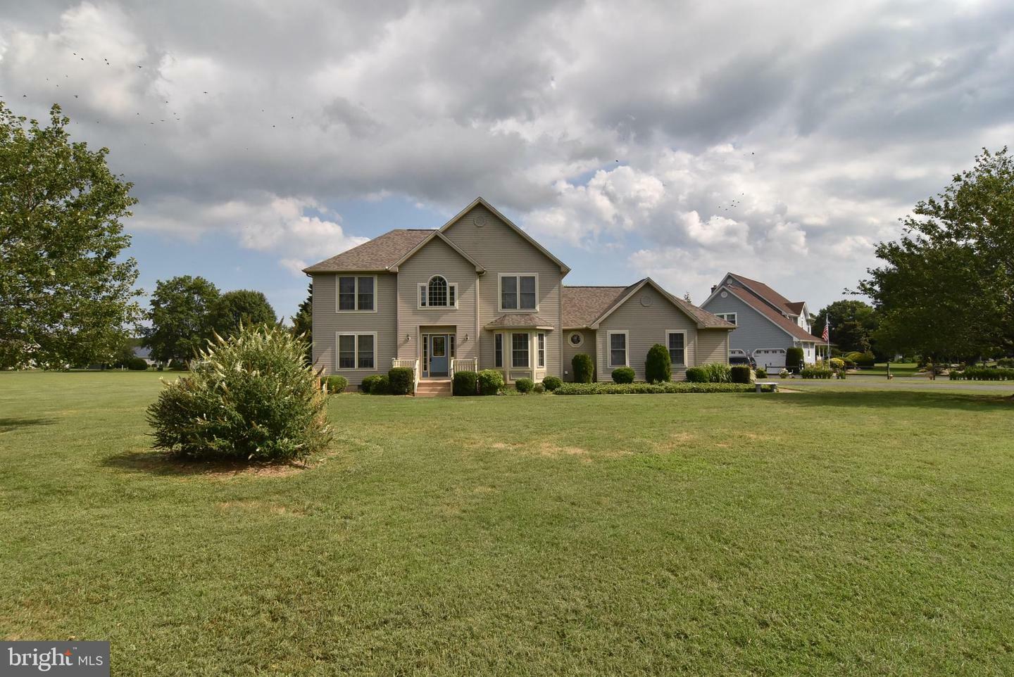 Property Photo: 423 Park Lane DE 19966