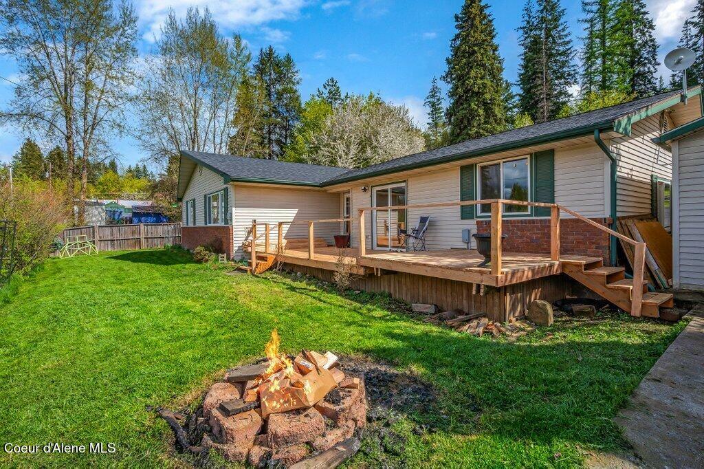 Property Photo: 820 Plum Ln ID 83861