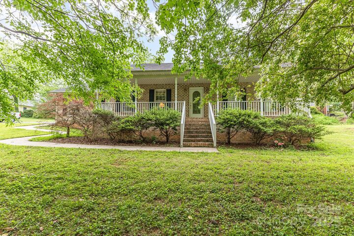 302 6th Street SW  Conover NC 28613 photo