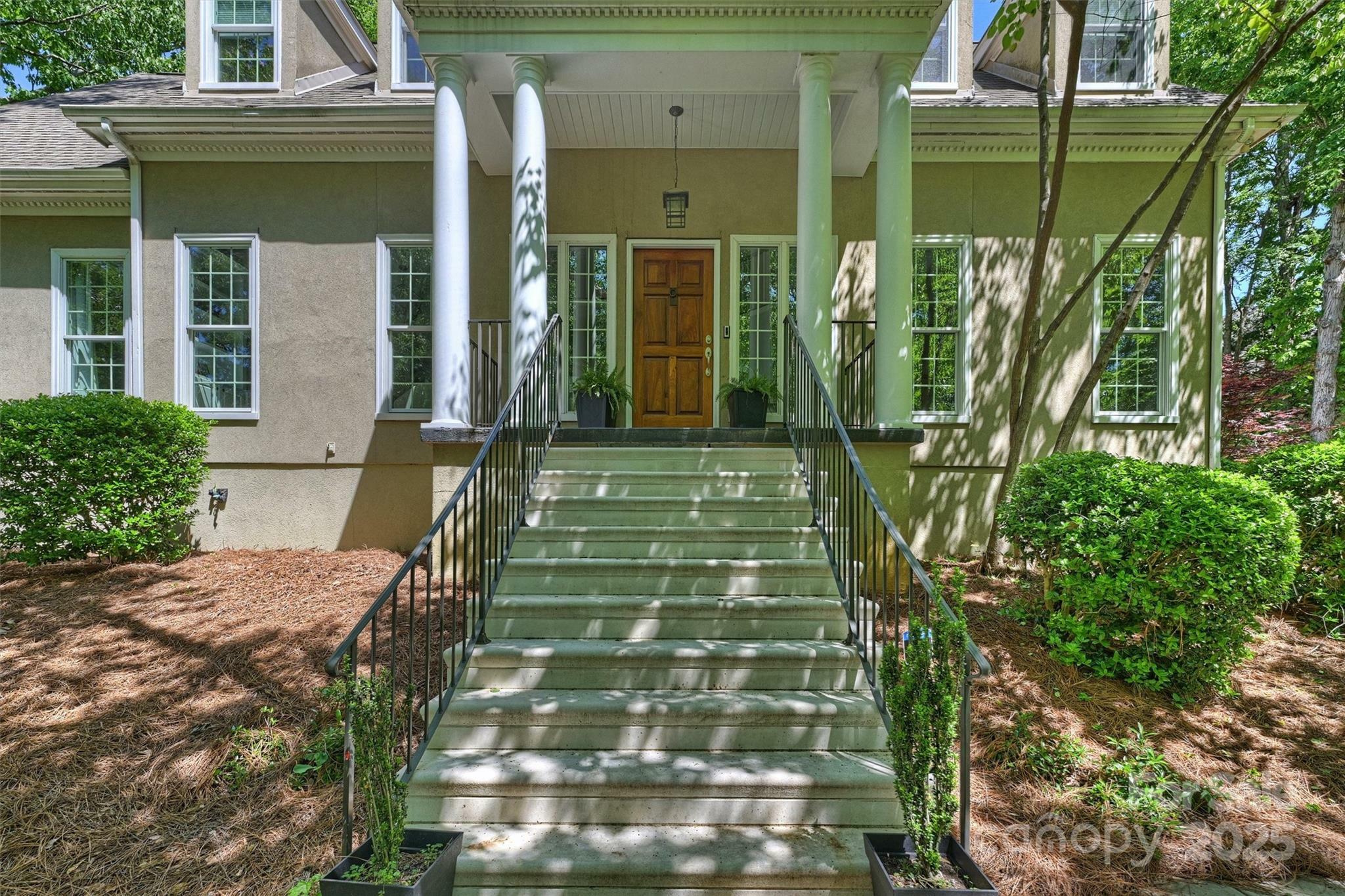 Property Photo: 9526 Greyson Ridge Drive NC 28277