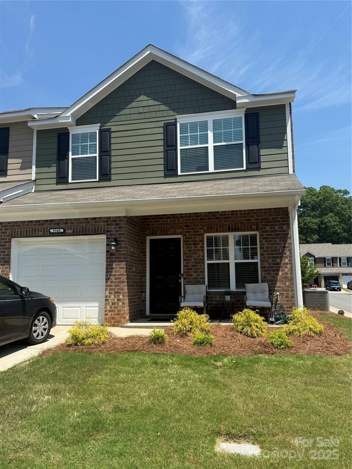 Property Photo: 9340 Grand Valley Drive NC 28213