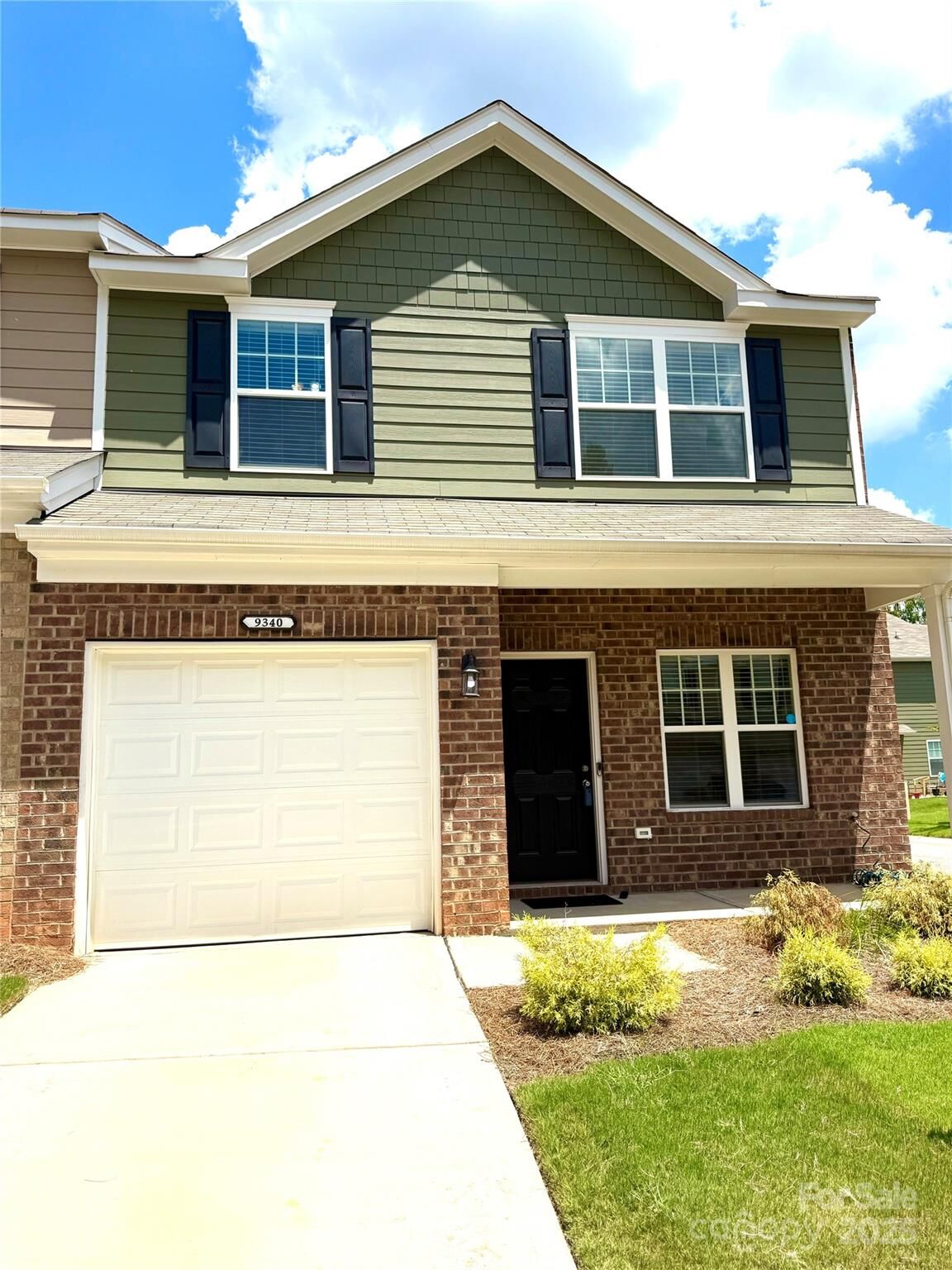Property Photo: 9340 Grand Valley Drive NC 28213
