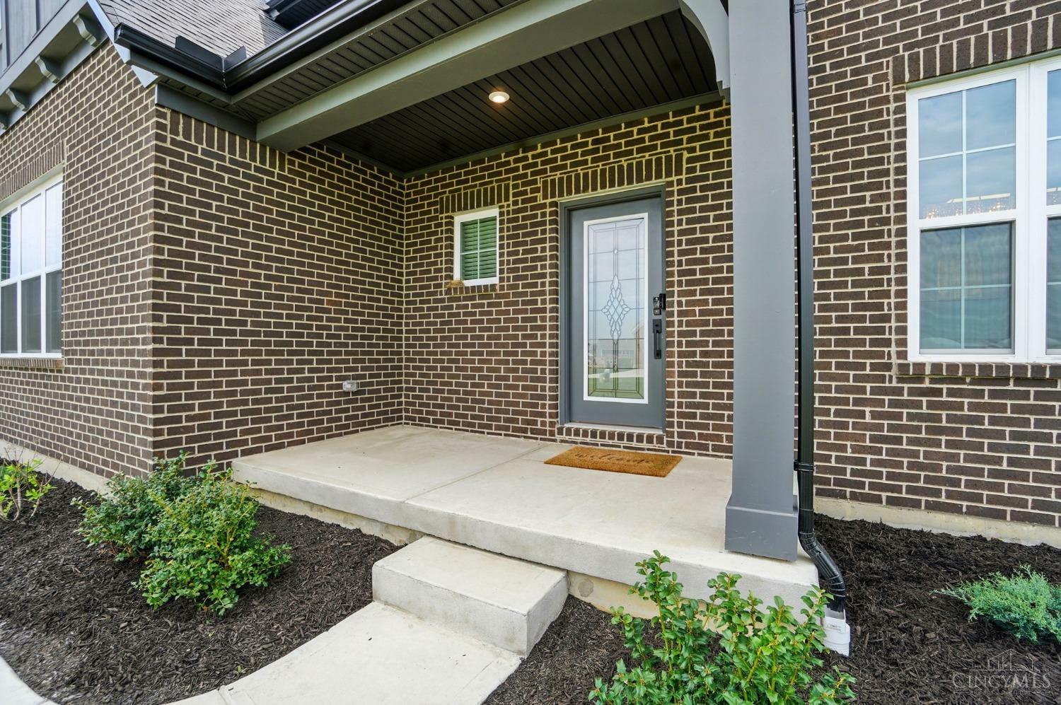 Property Photo: 5275 Upham Ln OH 45011