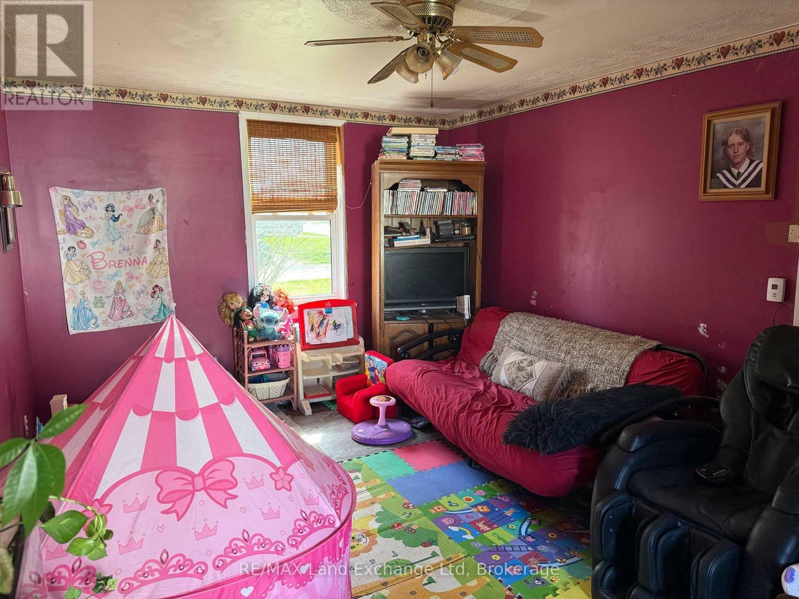 Property Photo: 365 Minnie Street ON N0G 2W0
