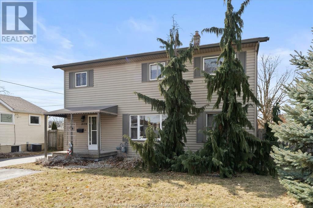 Photo de la propriété: 1859 Ford Boulevard ON N8T 2E2