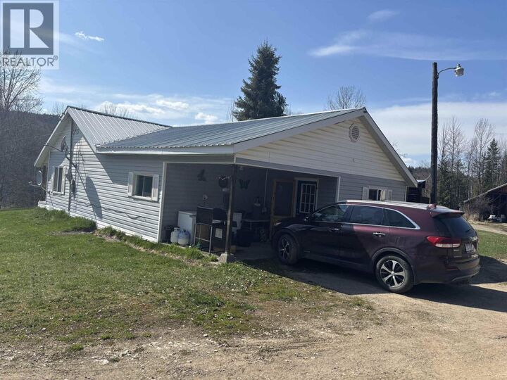 Property Photo: 6162 Cedar Creek Road BC V0L 1N0