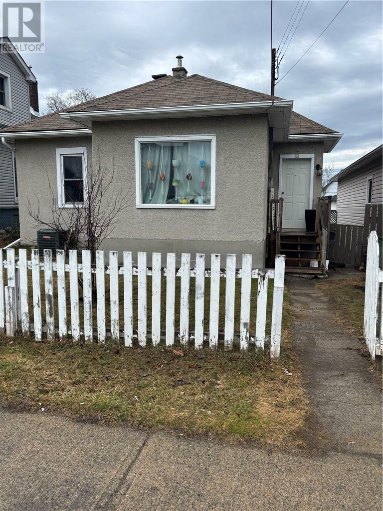 Property Photo: 358 Burton Avenue ON P3C 4K5