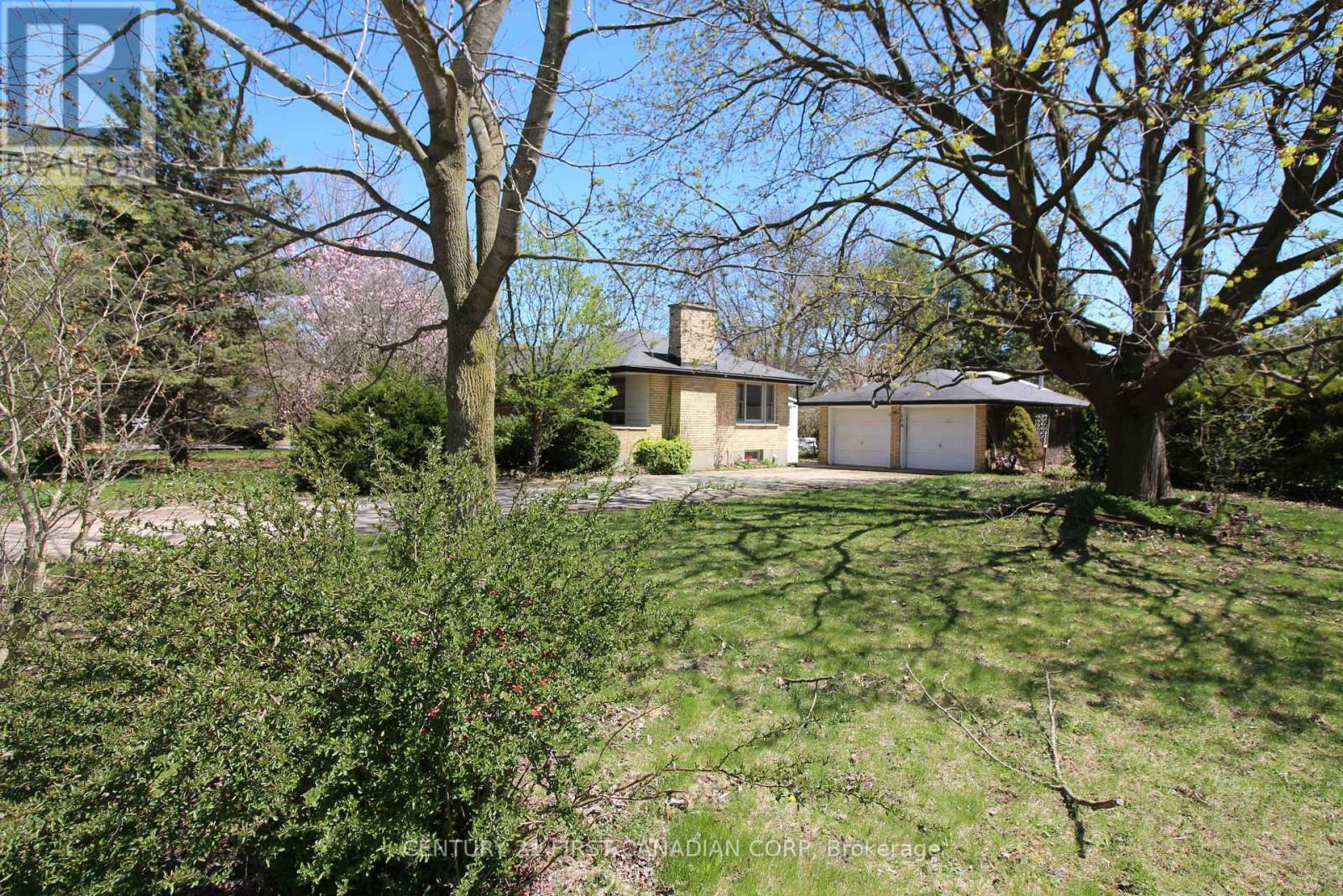 Photo de la propriété:  104 Simcoe Avenue  ON N0L 1R0 