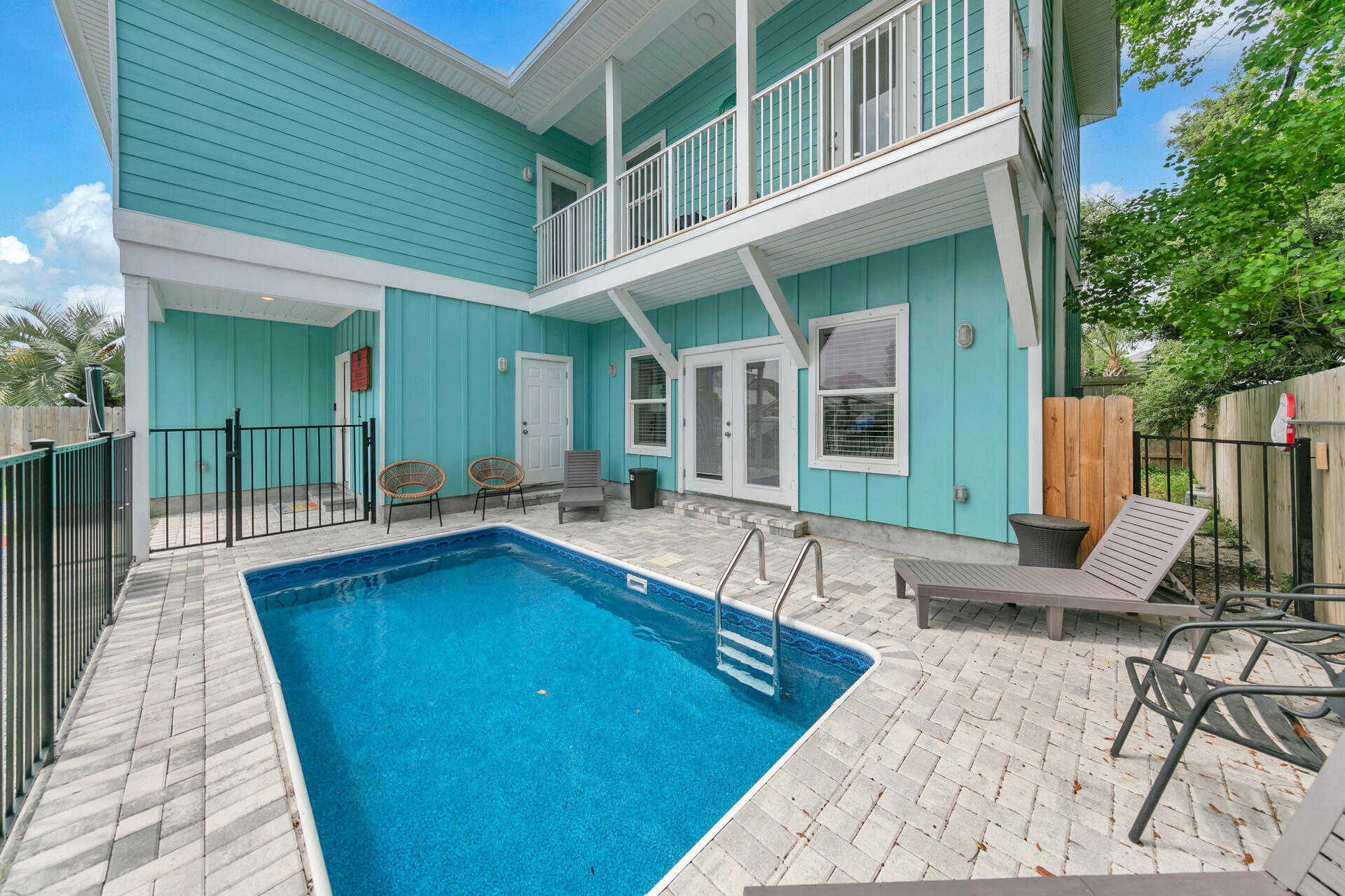 Property Photo:  26 Daytona Street  FL 32550 
