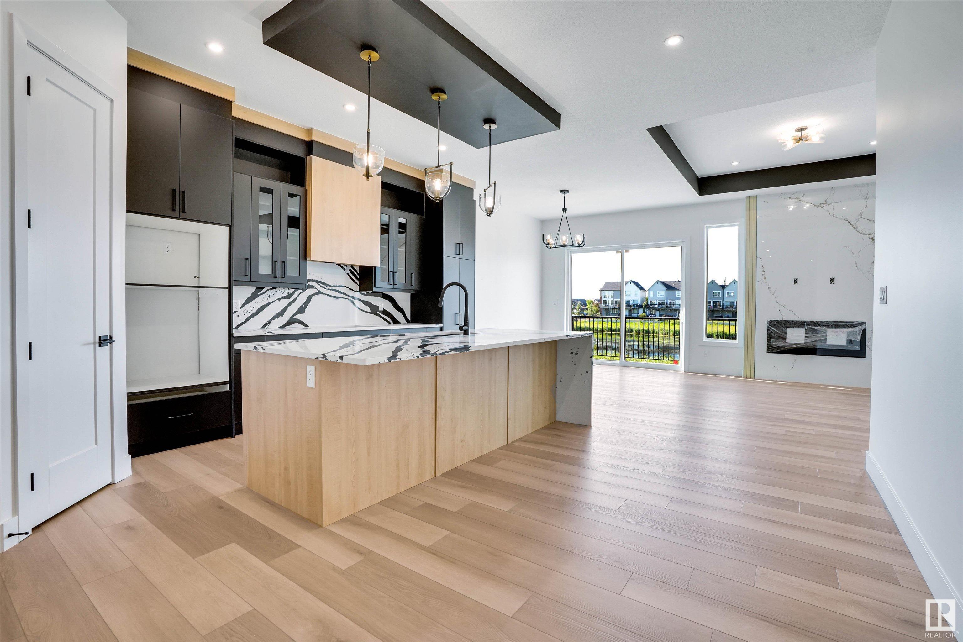 Photo de la propriété: 27 Rosewood Way AB T8N 7Y8