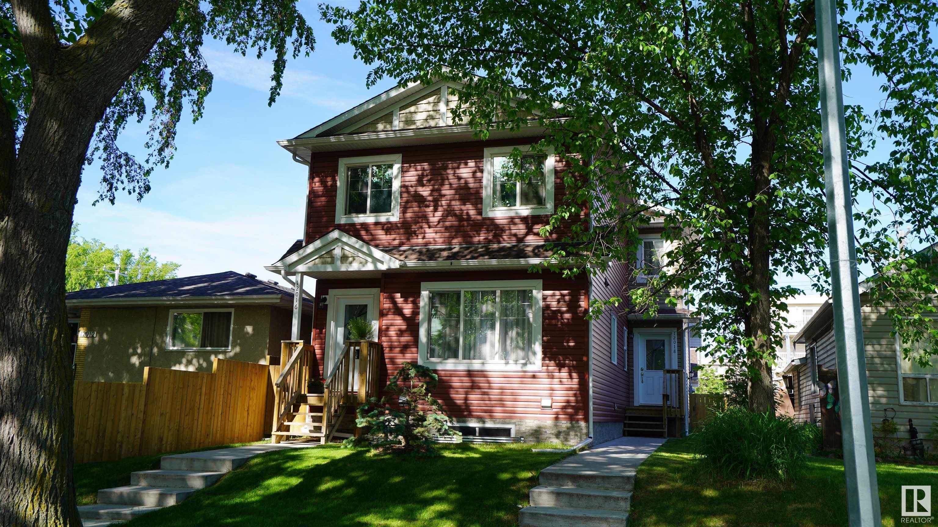 Photo de la propriété: 12018 65 Street NW AB T5W 4L7