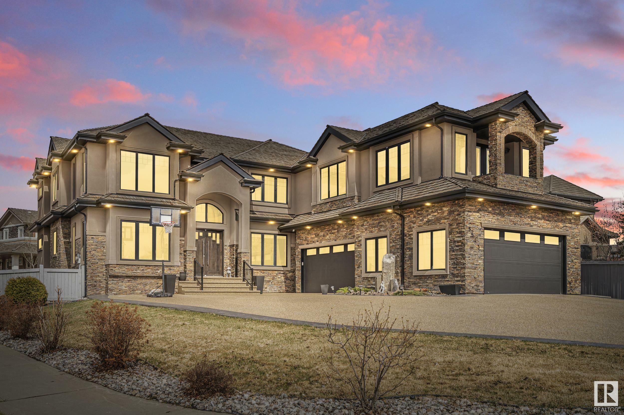 5543 McLuhan Bluff NW  Edmonton AB T6R 0J5 photo