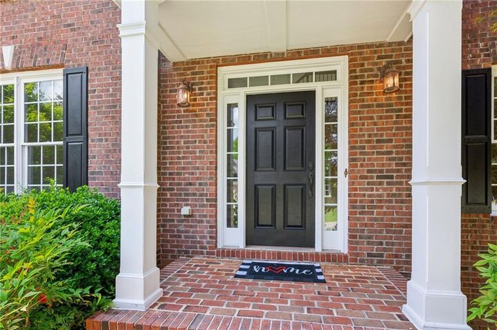 Property Photo:  7020 Weybridge Drive  GA 30040 