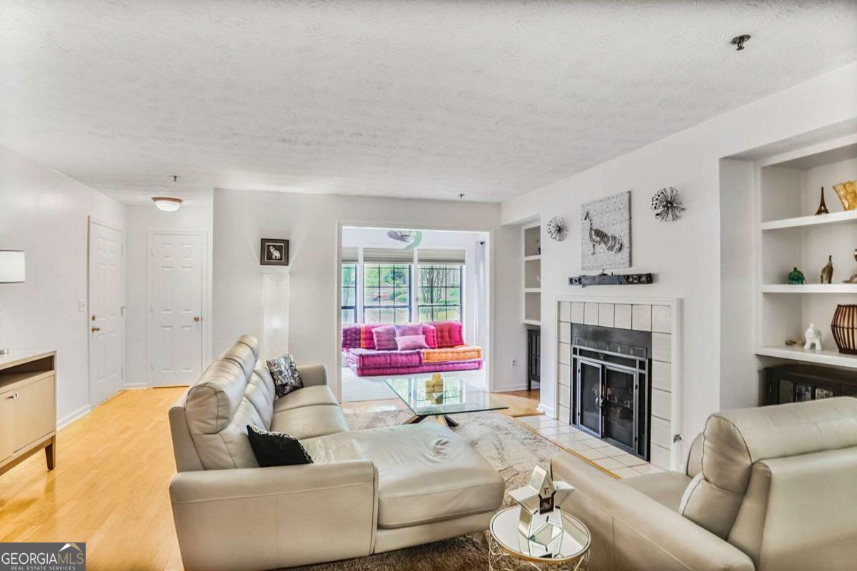 Property Photo: 2638 Vinings Central Drive SE 4 GA 30339