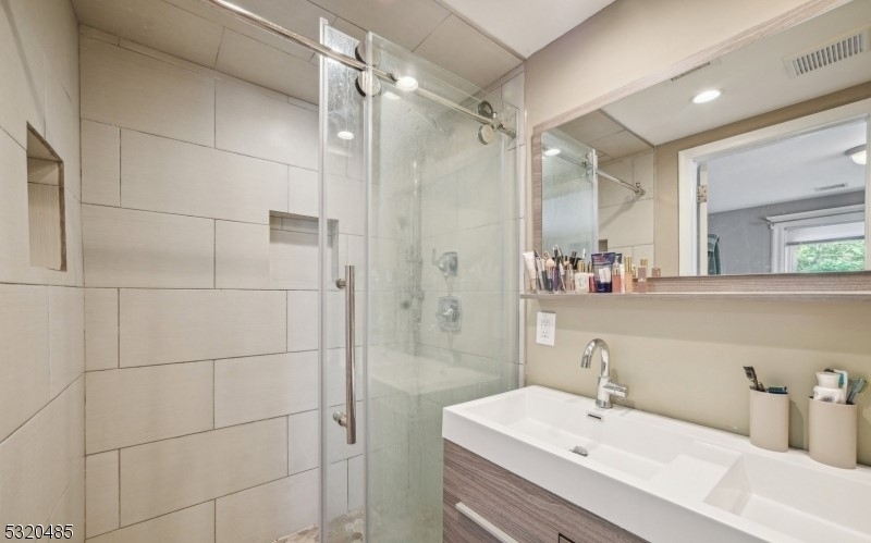 Property Photo: 18 Duncan St NJ 07041