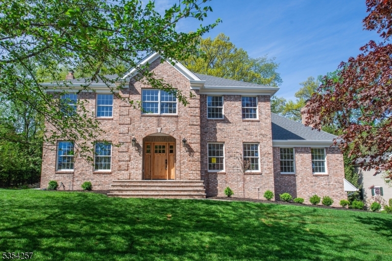 Property Photo: 9 Rogers Ct NJ 07432