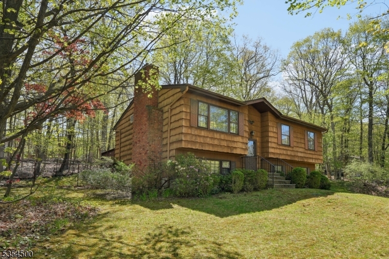 Property Photo: 24 Hillsdale Dr NJ 07461