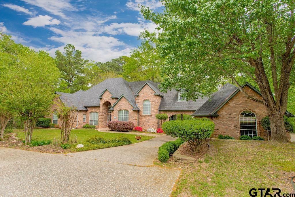 Property Photo: 1345 Bridle Path Lane TX 75771