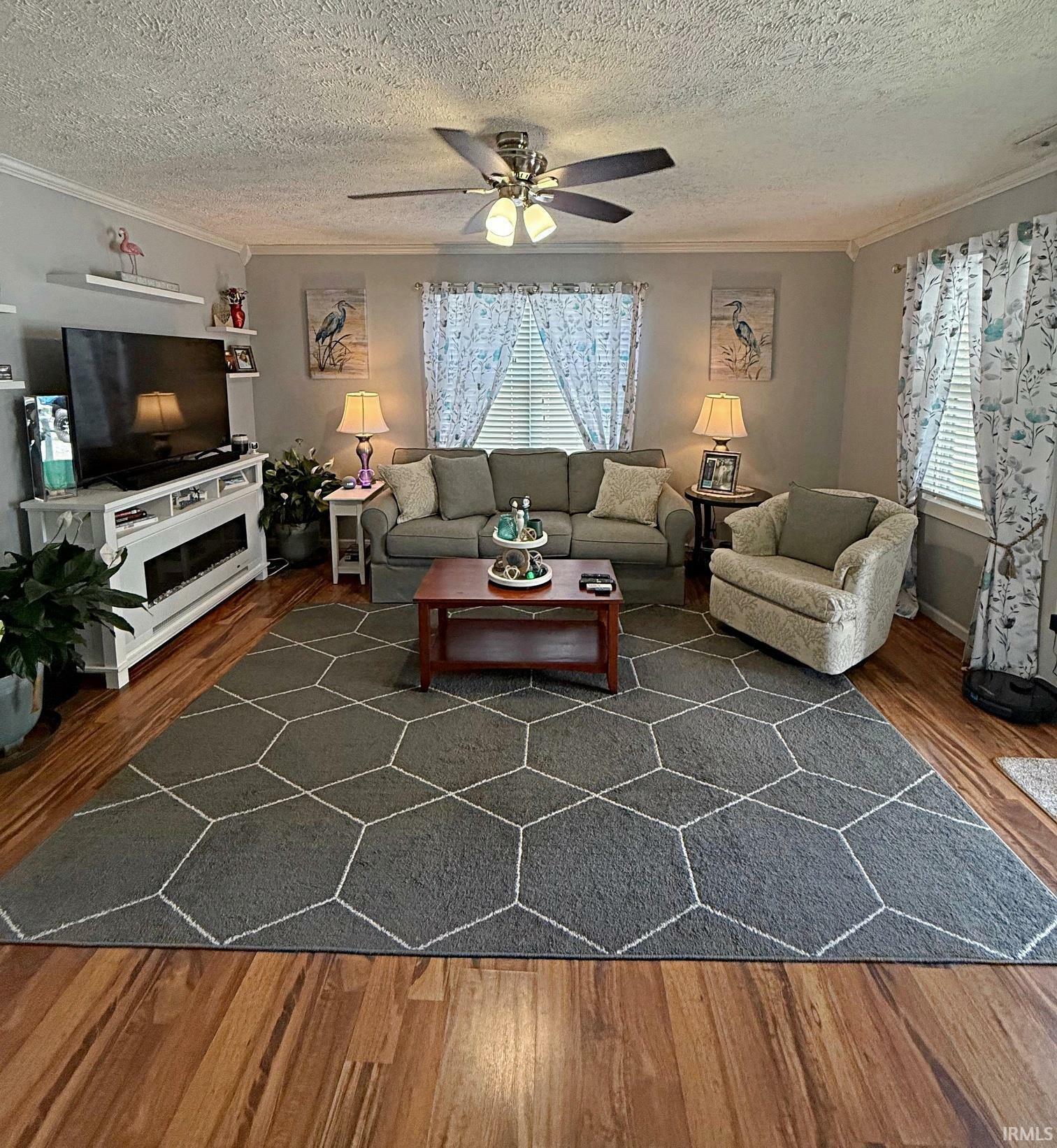 Property Photo: 579 E St NE IN 47441