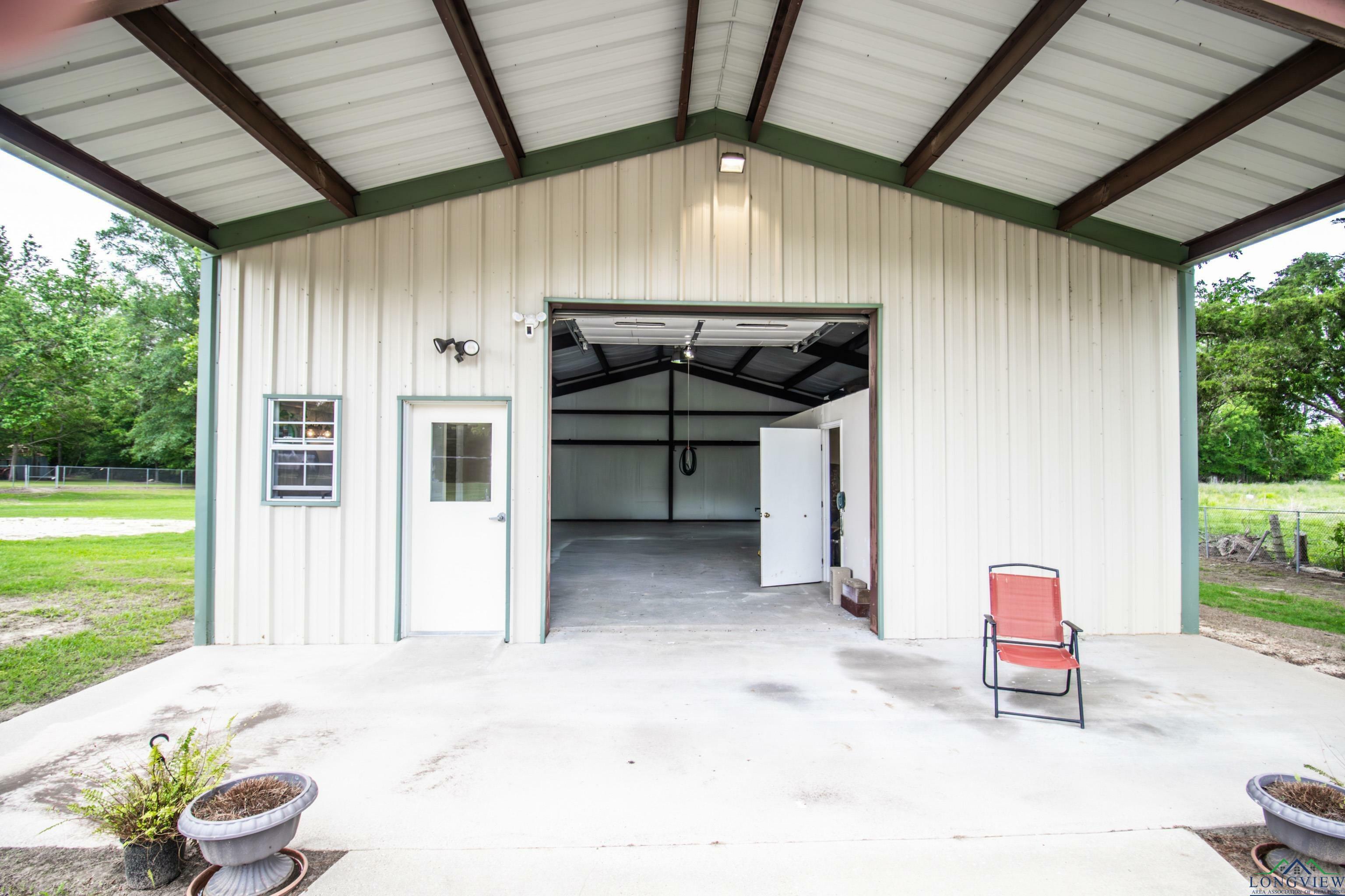 Property Photo: 11920 Fm 31 TX 75672
