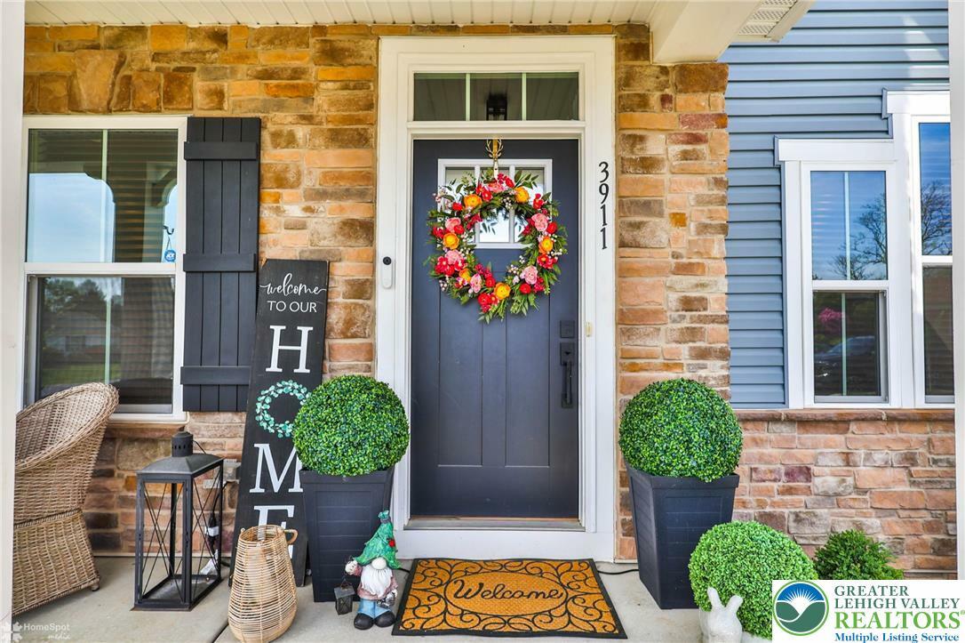 Property Photo: 3911 Dewalt Street PA 18020