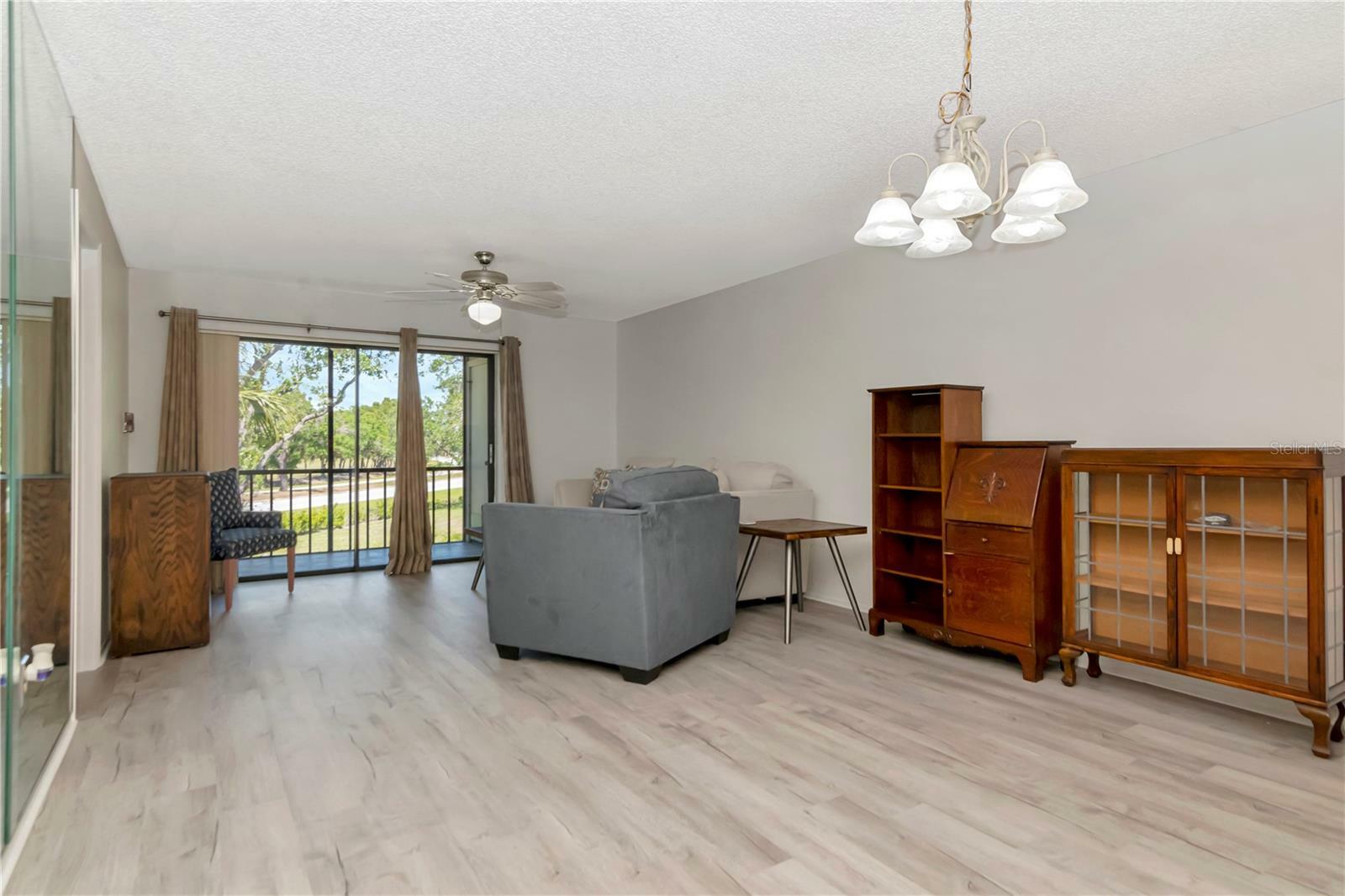 Property Photo: 112 W Cypress Court FL 34677