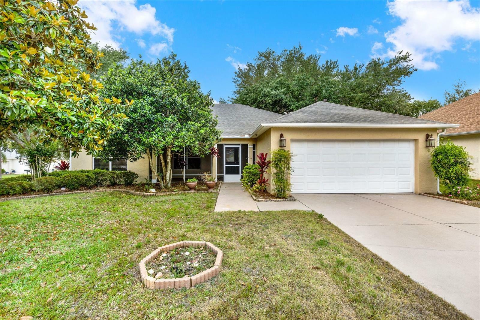 Property Photo: 26807 Bull Run FL 34748