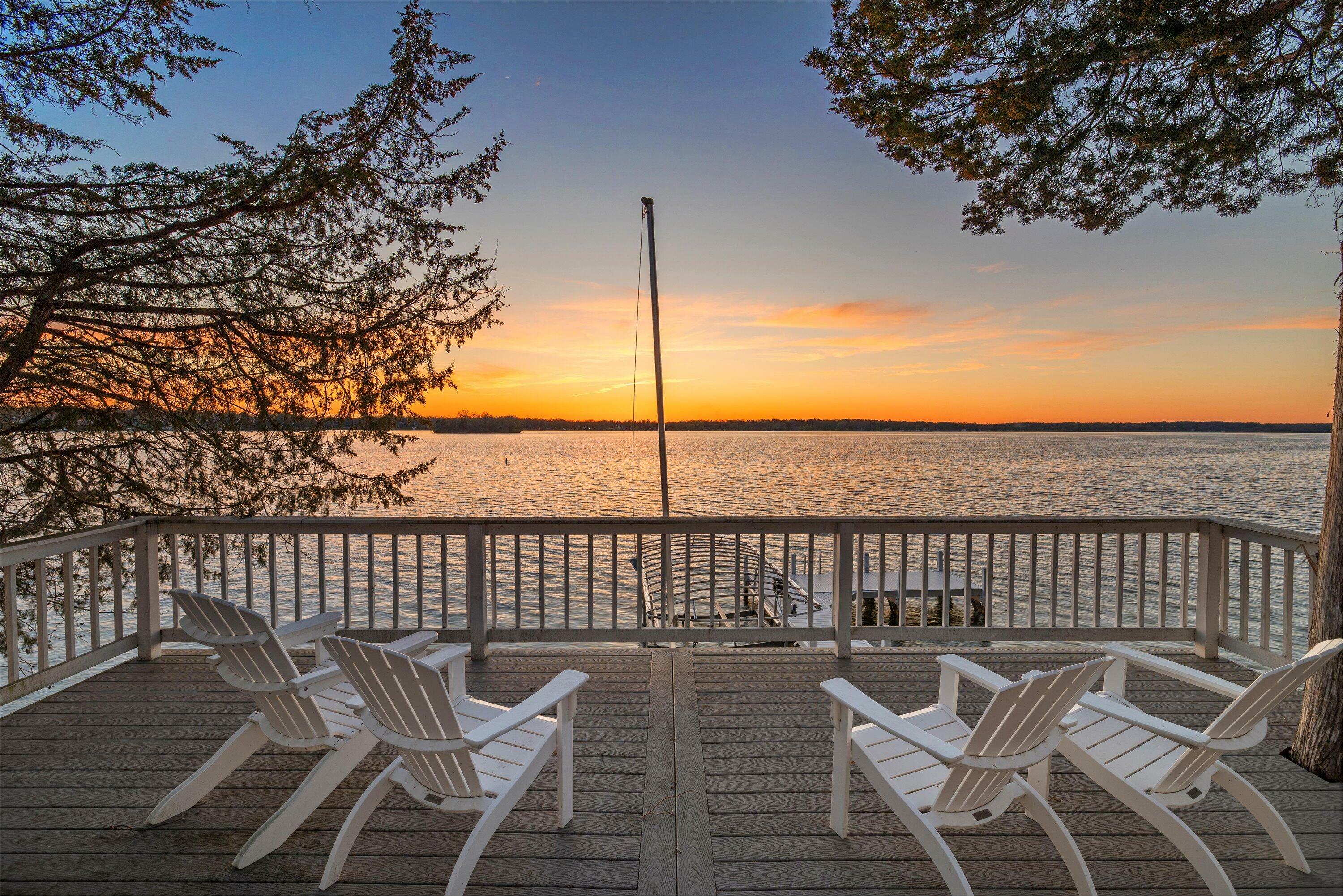 Property Photo: 1347 Mariner Dr WI 53029