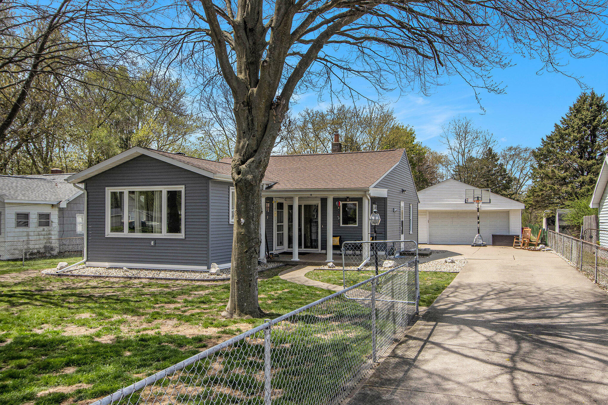 Property Photo: 78 S 31st Street MI 49015