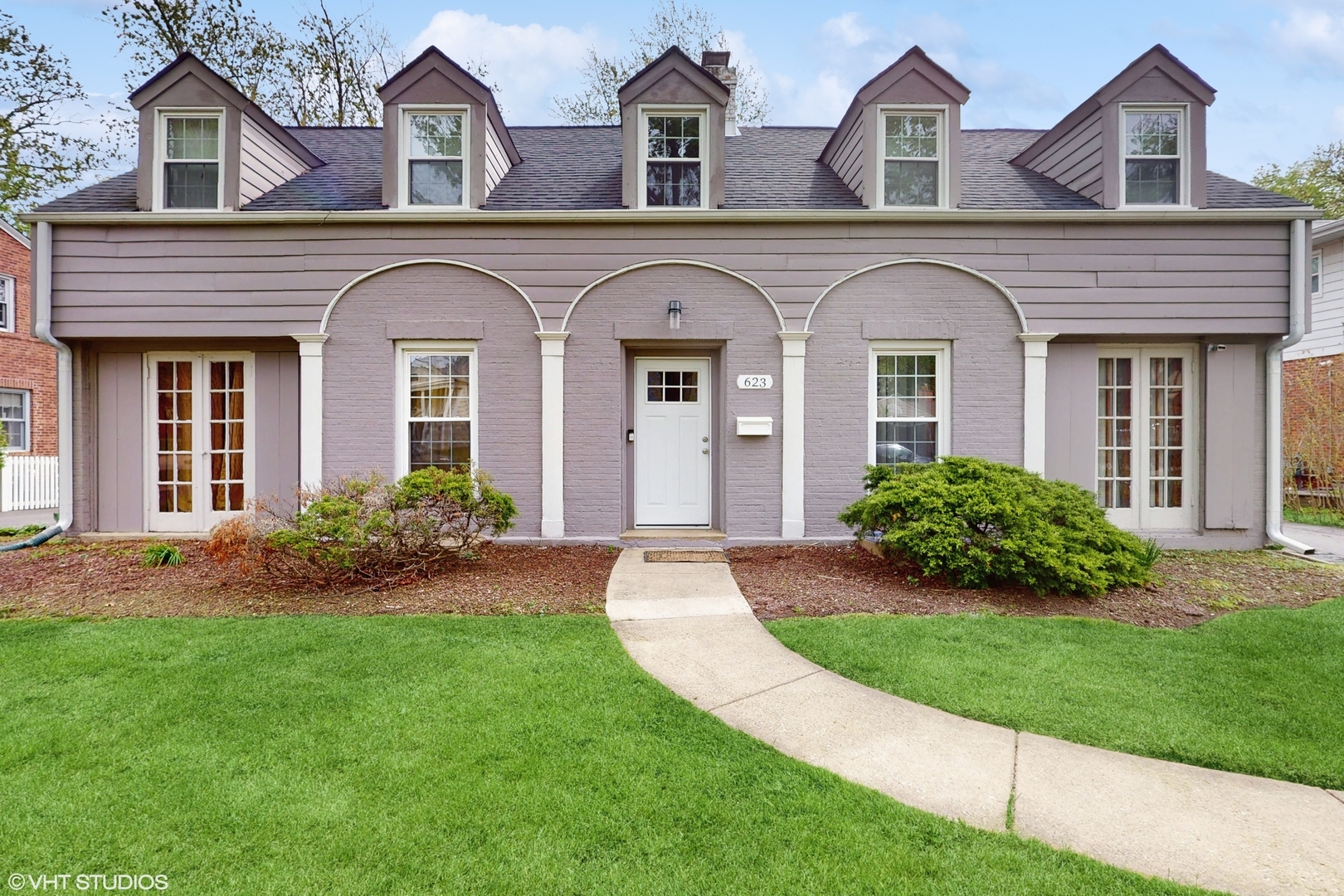 Property Photo: 623 Argyle Avenue IL 60422