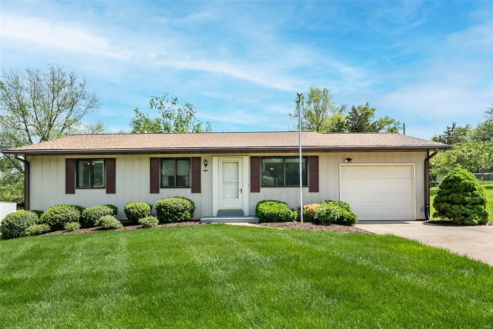 Property Photo: 8 Gran Lin Court MO 63303