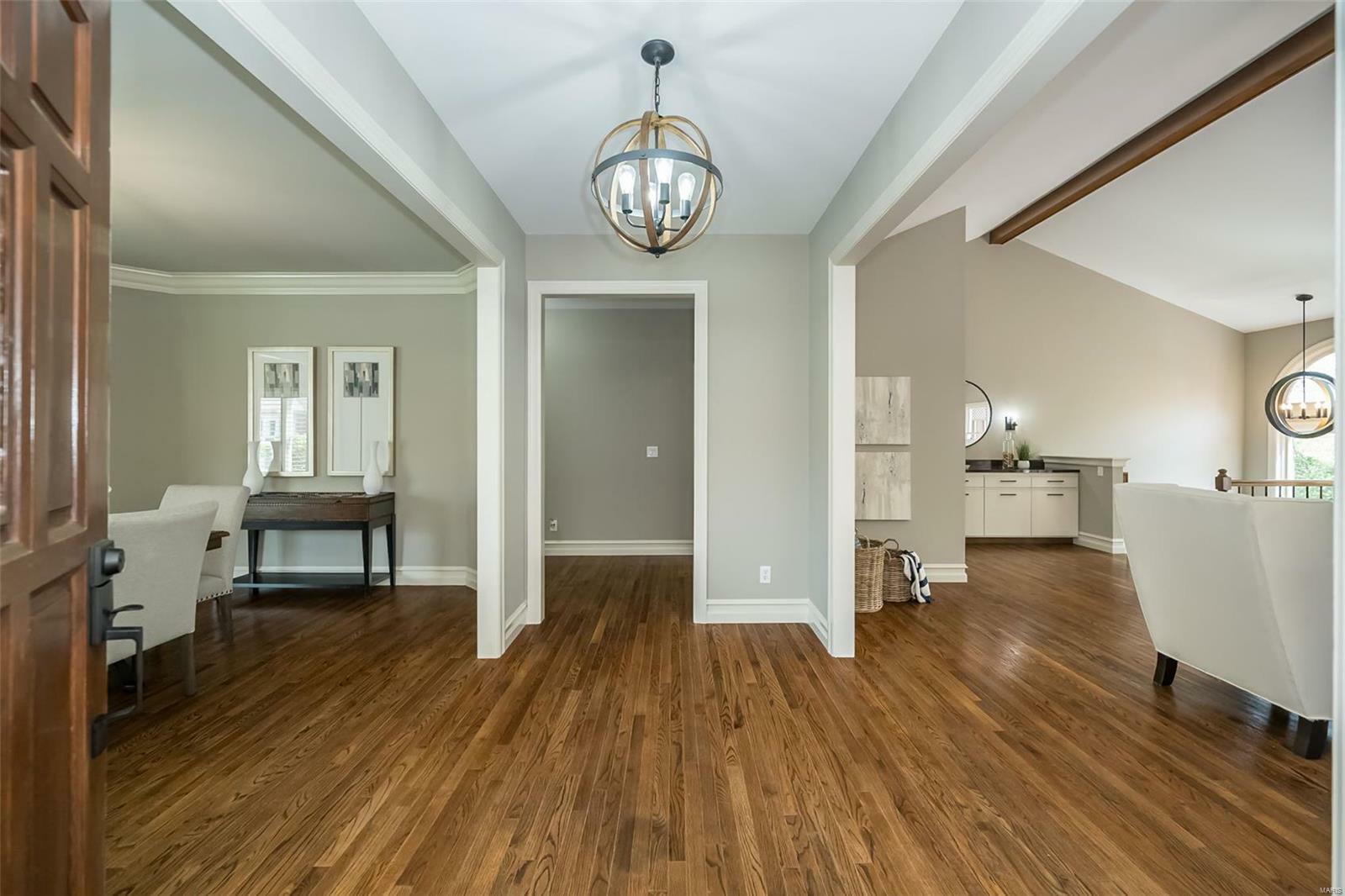 Property Photo: 1627 Timberlake Manor Parkway MO 63017