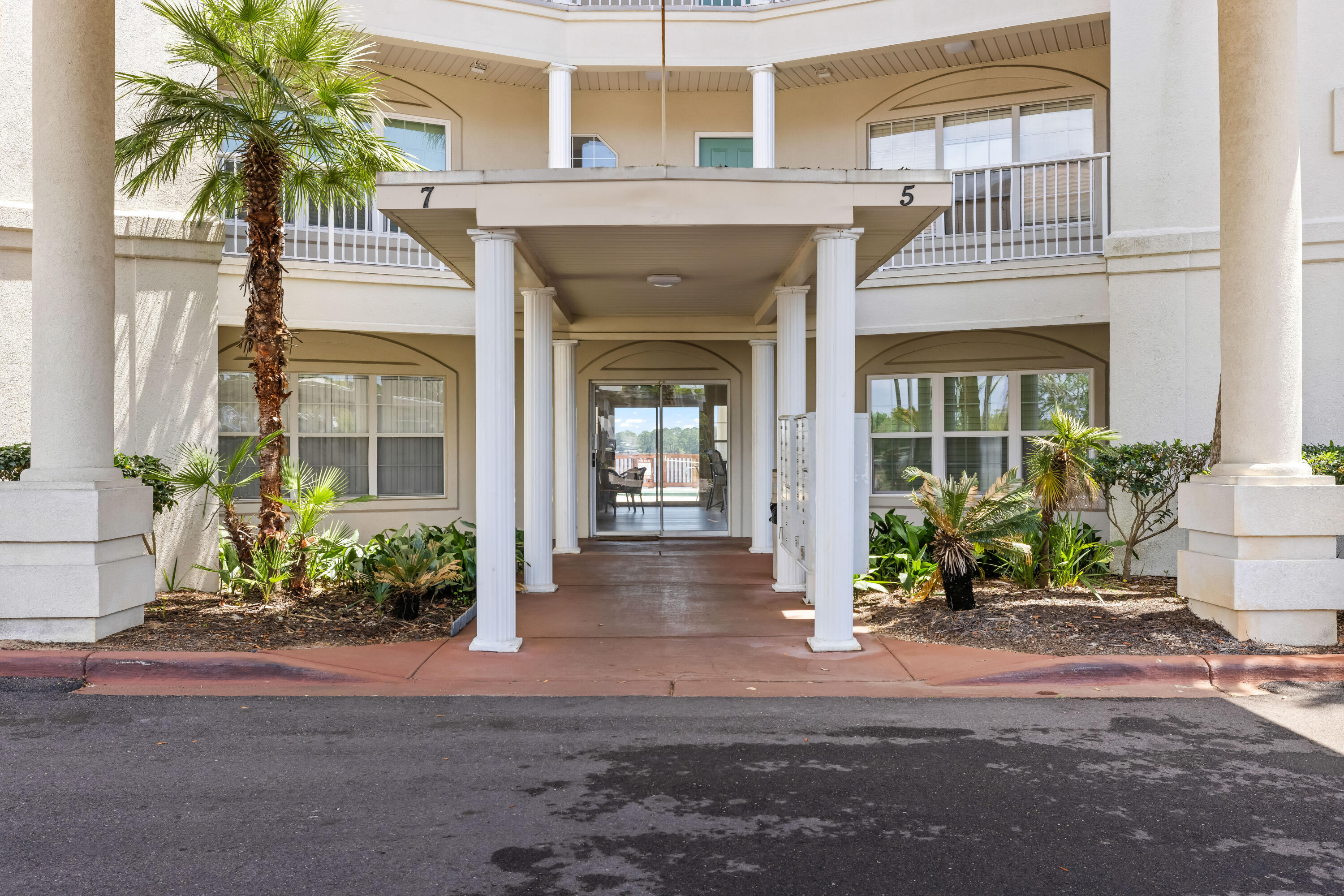 Property Photo: 5 Laguna Street 203 FL 32548