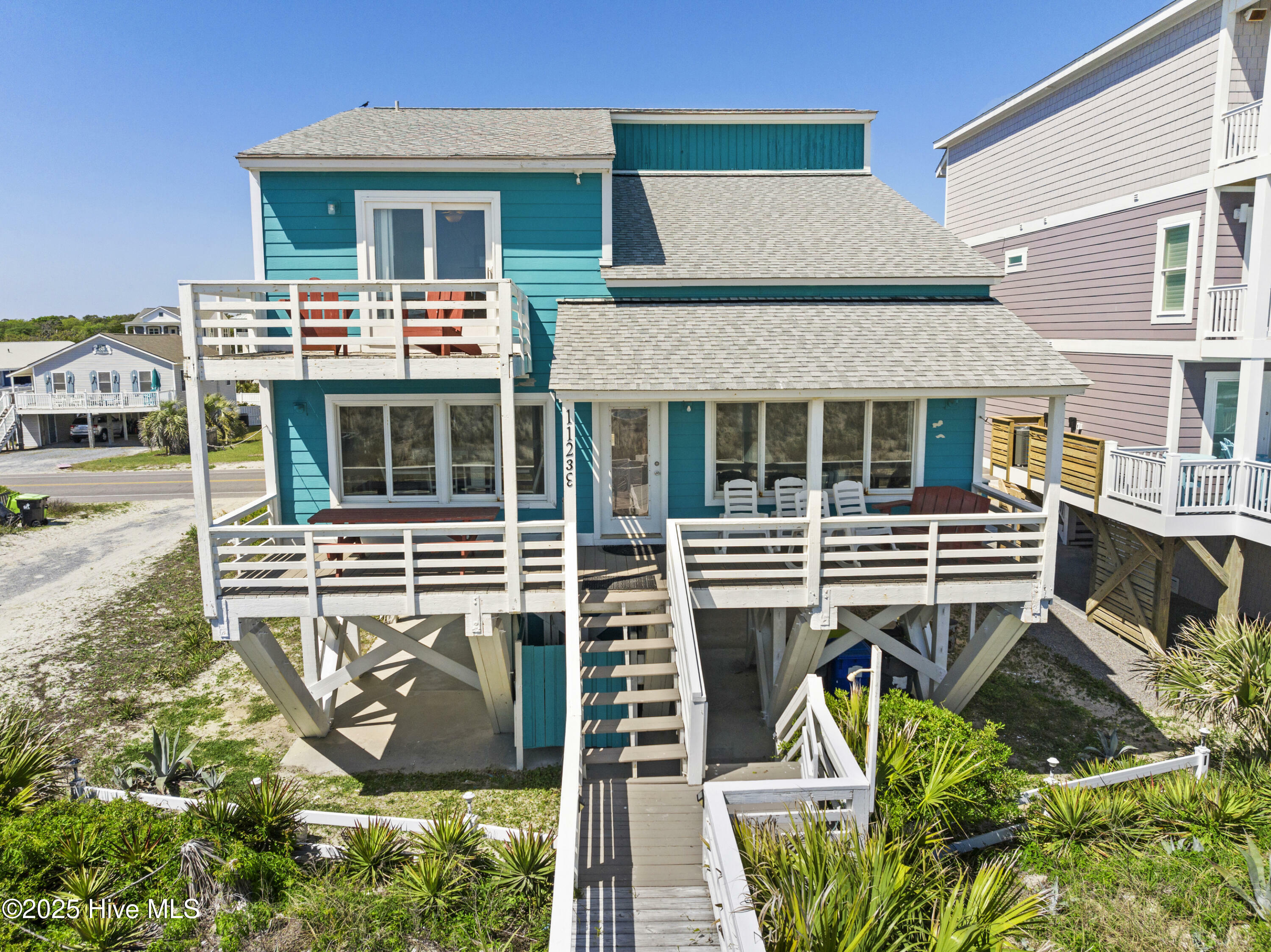 Property Photo: 1123 E Beach Drive NC 28465