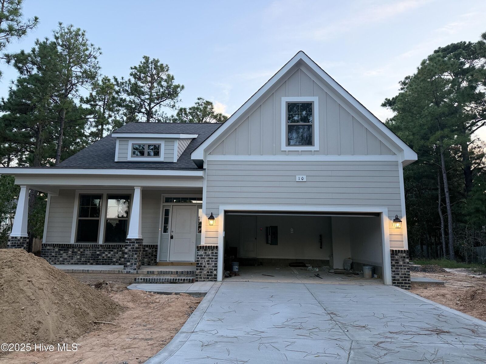 Property Photo:  10 Van Buren Lane  NC 28374 