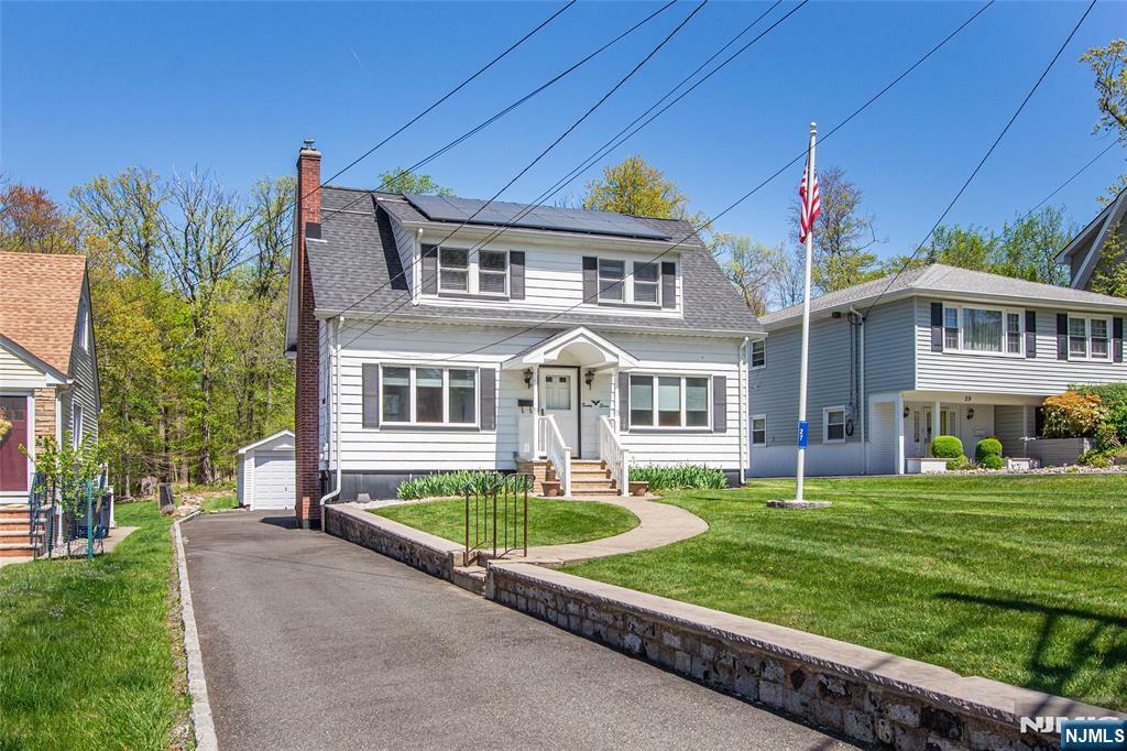 27 Glenview Road  North Caldwell NJ 07006 photo