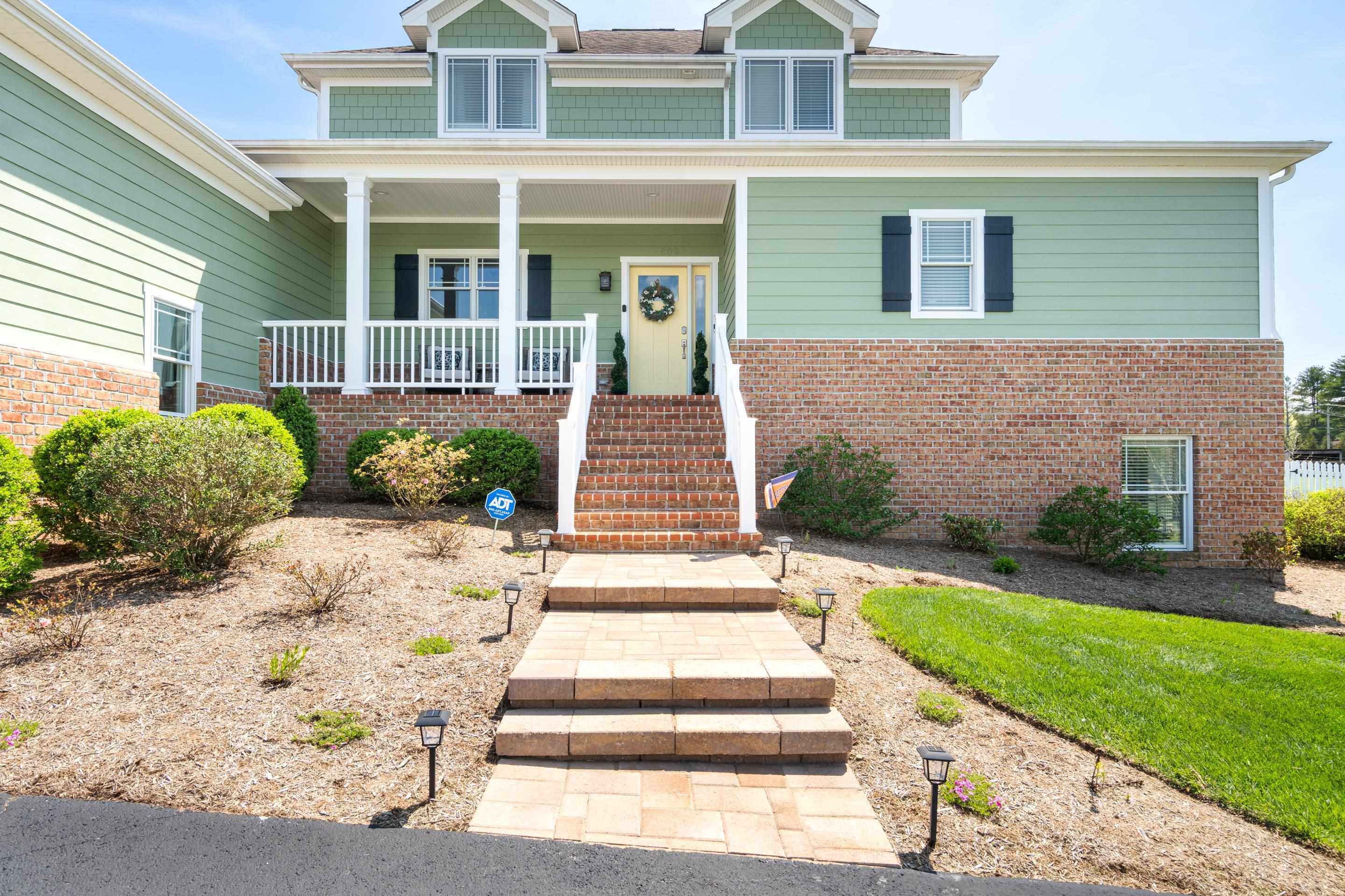 Property Photo:  802 Petra Pass  VA 24060 