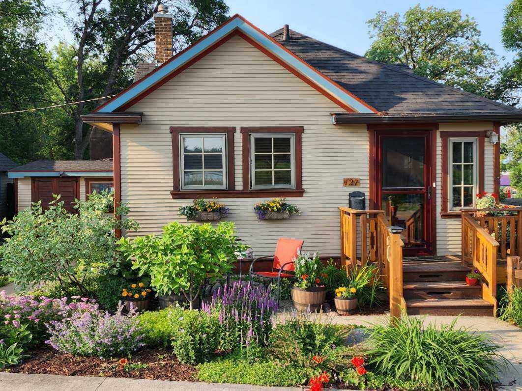 Property Photo: 127 S Lakeside Drive MN 56537