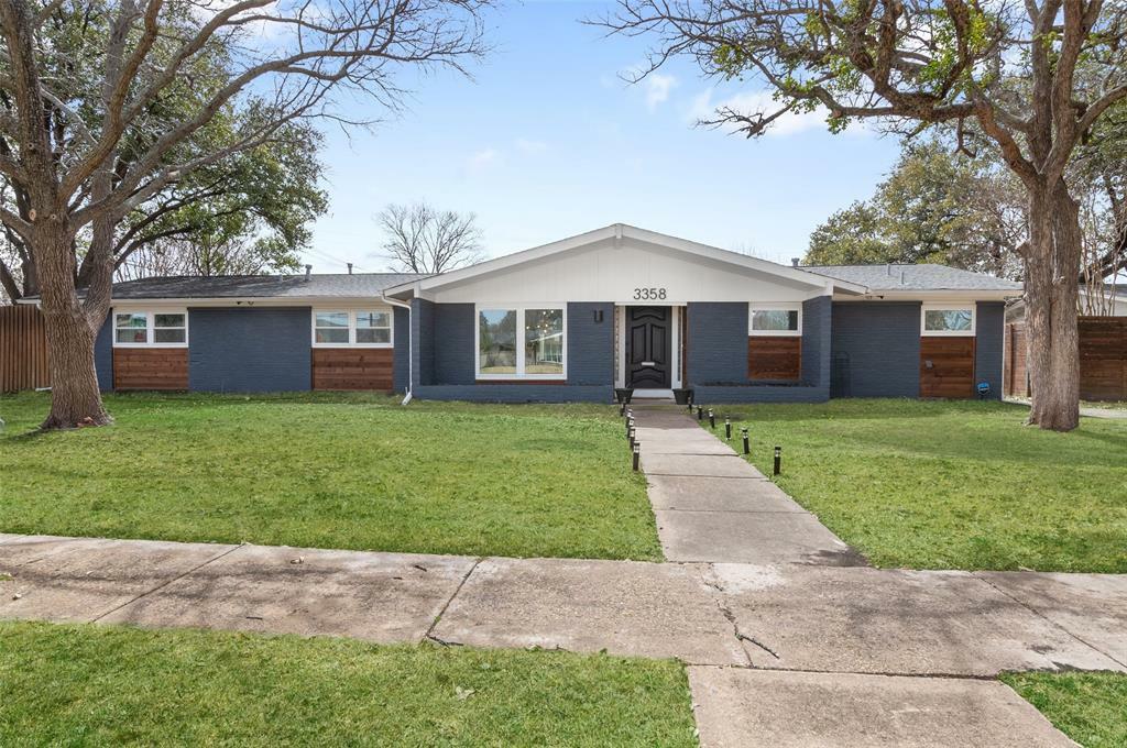 Property Photo: 3358 Saint Cloud Circle TX 75229