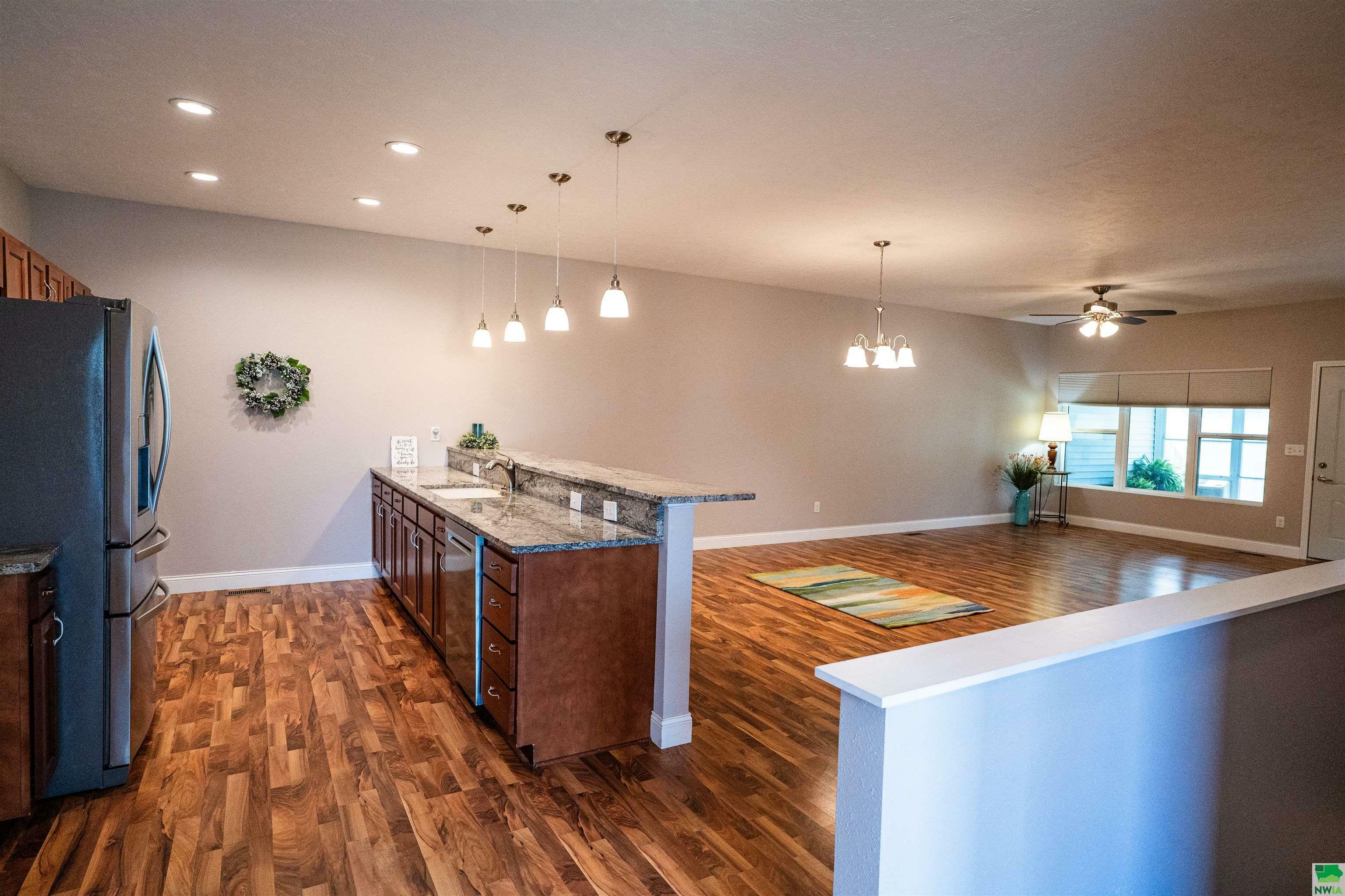 Property Photo: 1701 S Saint Aubin IA 51106