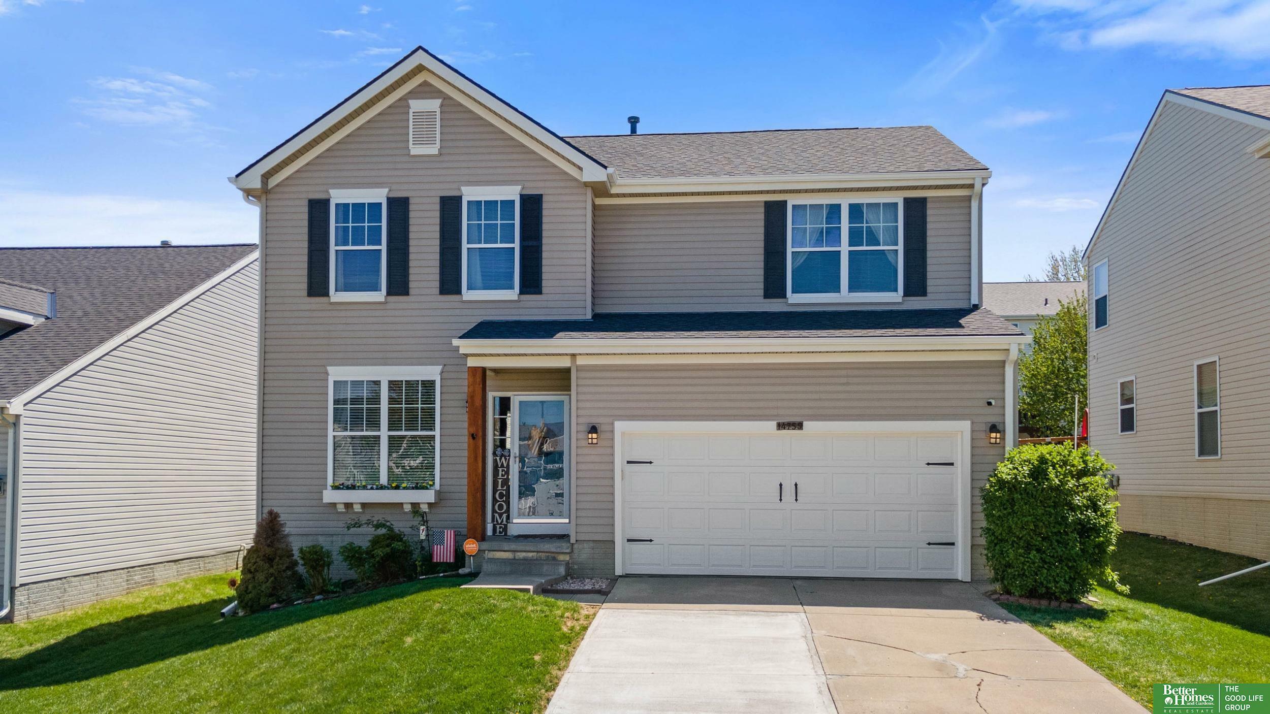 Property Photo: 14759 Young Street NE 68007