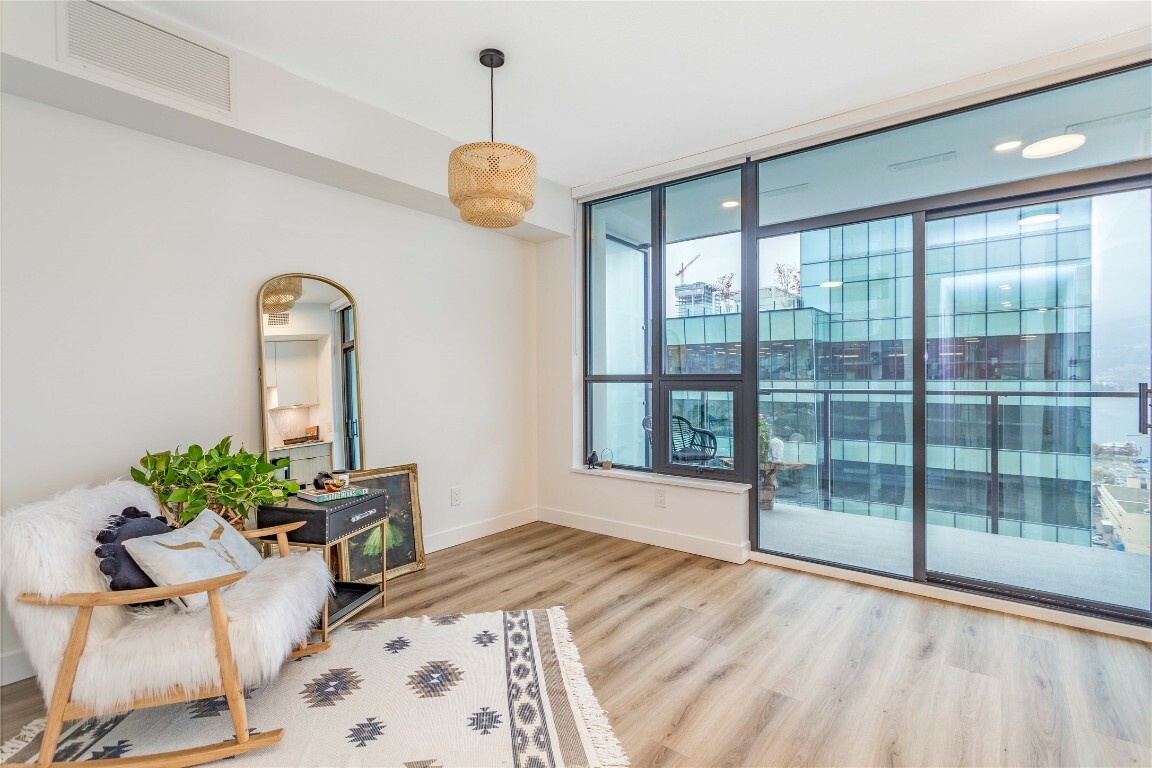 1488 Bertram Street 1811  Kelowna BC V1Y 6V9 photo
