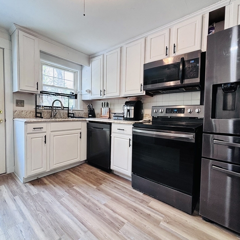 Property Photo:  294 Commercial St  MA 02188 