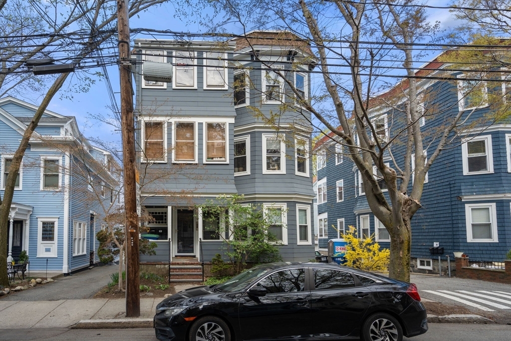 46 Porter St 3  Somerville MA 02143 photo