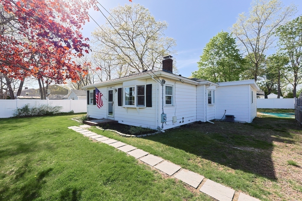Property Photo: 321 Shears St MA 02093