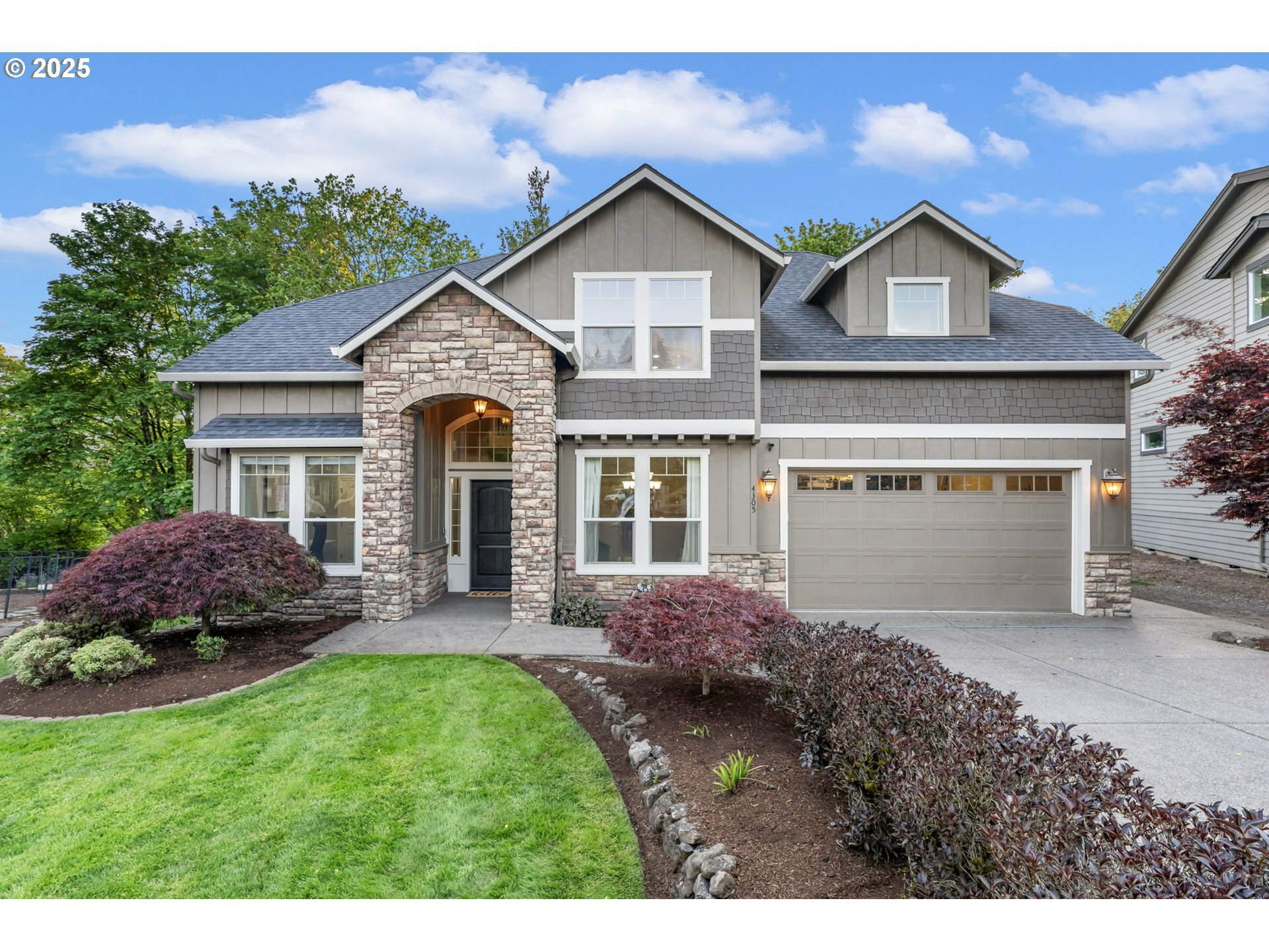 Property Photo: 4305 SE 166th Ct WA 98683